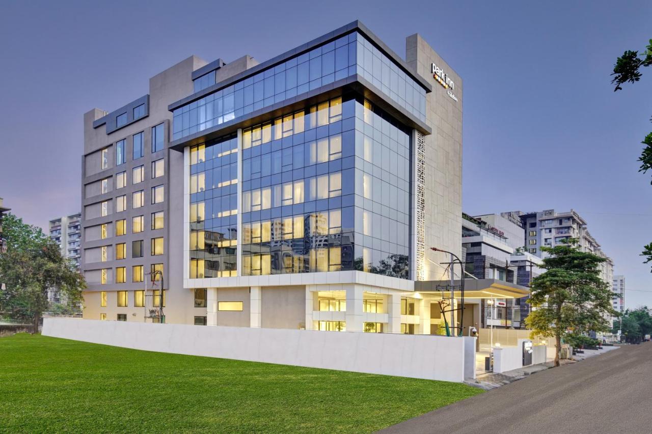 Park Inn By Radisson Surate Extérieur photo